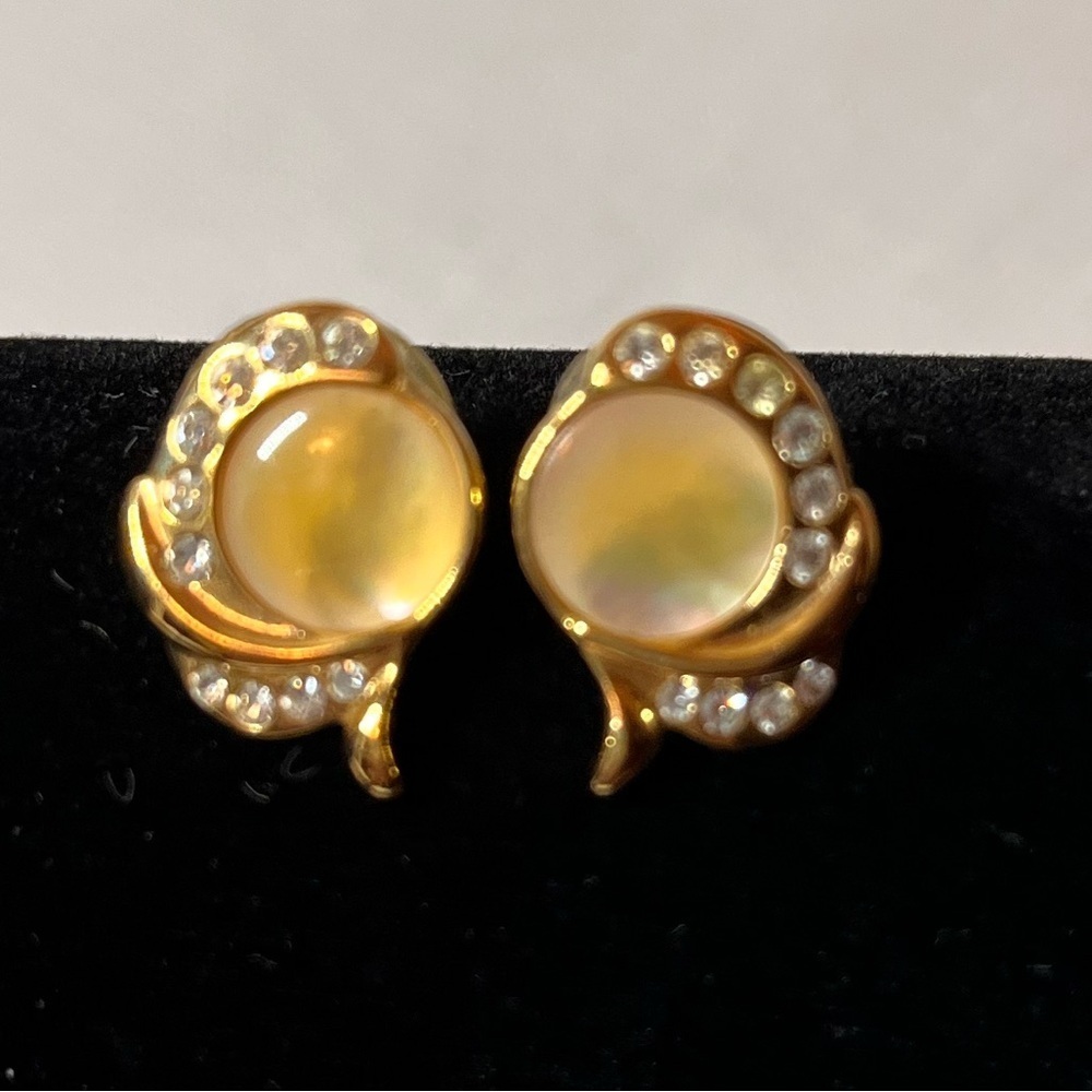 Fifth Avenue Gold & Mother of Pearl Crystal Stud Earrings
New